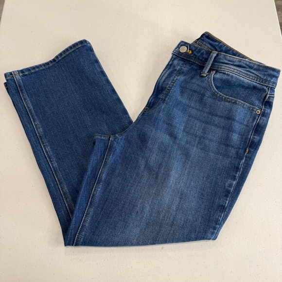 Talbots Demi Boot Crop Jean Medium Wash Denim High Rise Women’s Size 10 - Picture 10 of 12